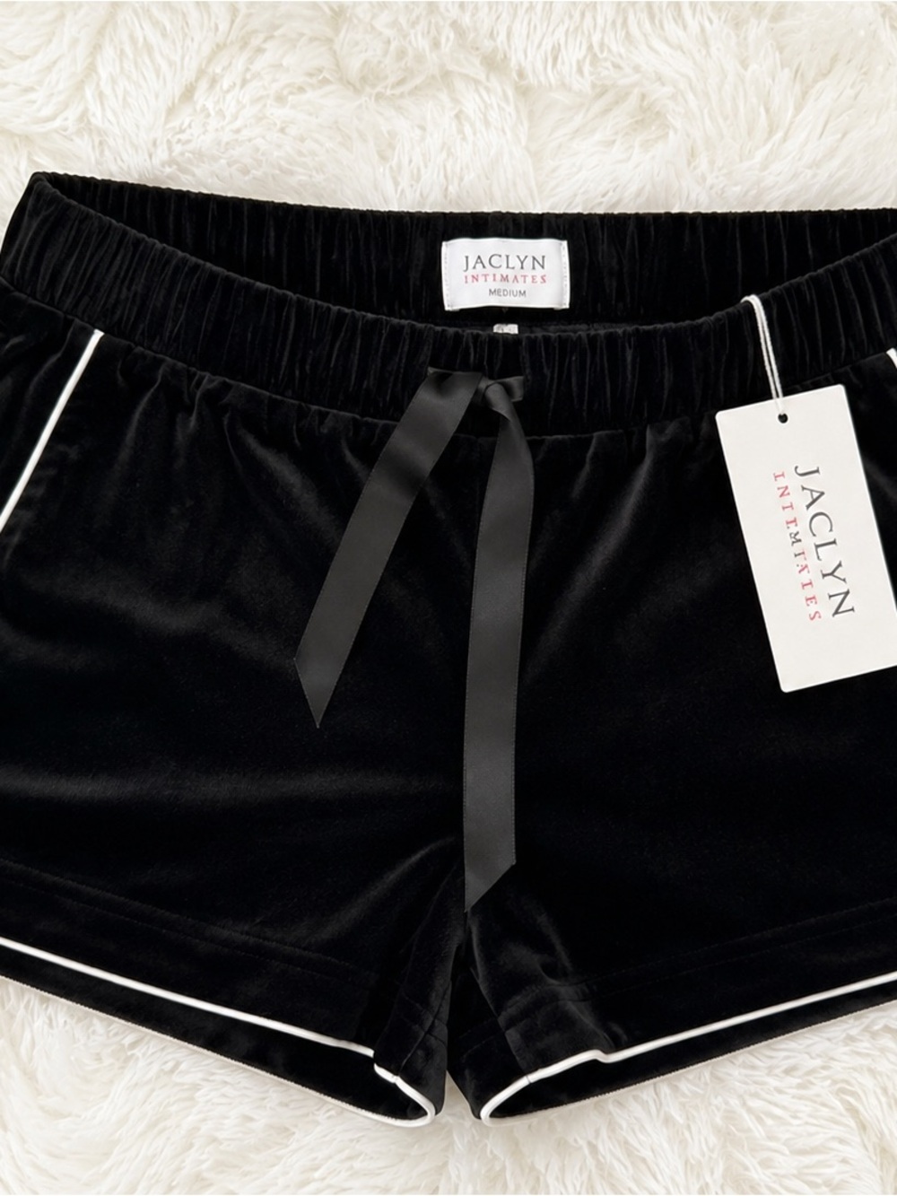 NWT Jaclyn Intimates Black Velour Pajama Shorts Size Medium Lounge Sleepwear
